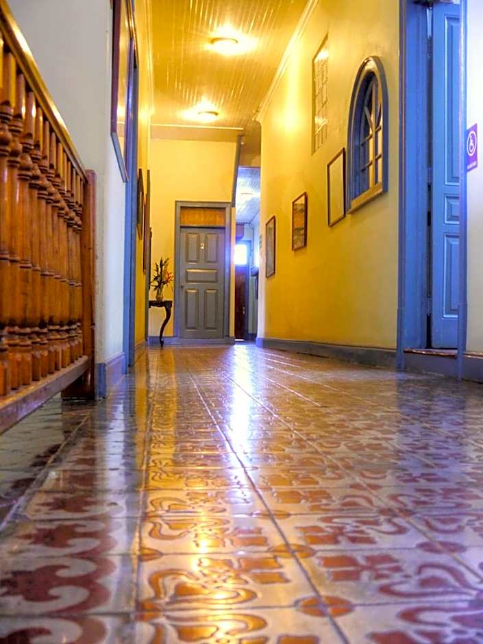 Hotel Santo Tomás