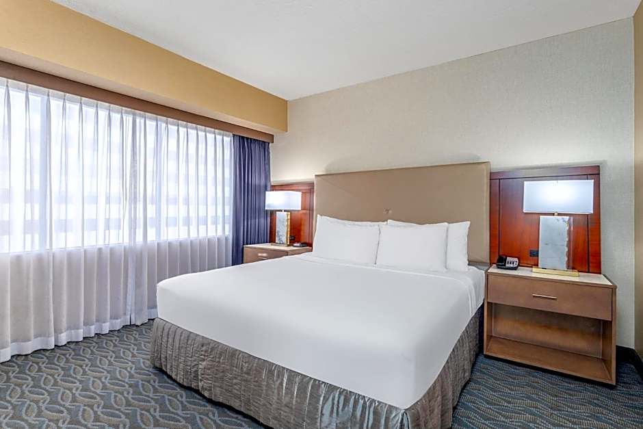 Crowne Plaza Los Angeles Harbor Hotel By IHG