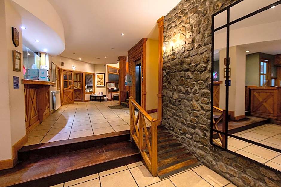 Altos Ushuaia Hotel & Resto