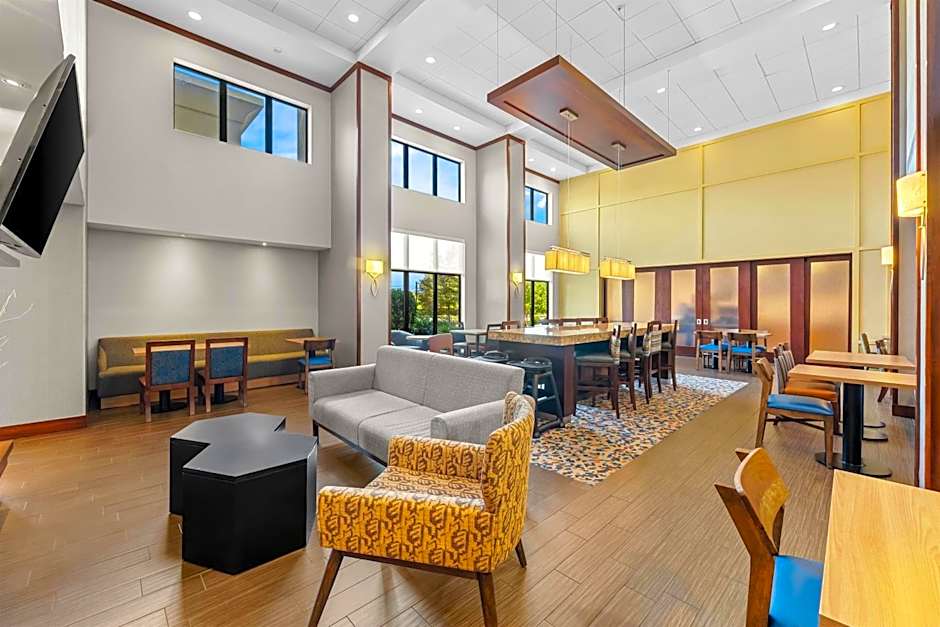 Hampton Inn & Suites Philadelphia/Bensalem
