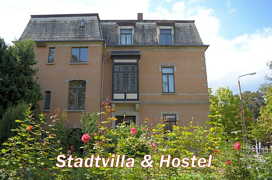 Hummel Hostel - Historische Stadtvilla mit Garten