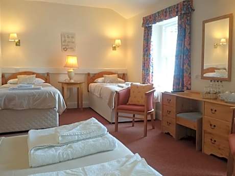 Family room-Classic-Ensuite-Room 1