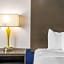 La Quinta Inn & Suites by Wyndham Odessa North-Sienna Tower