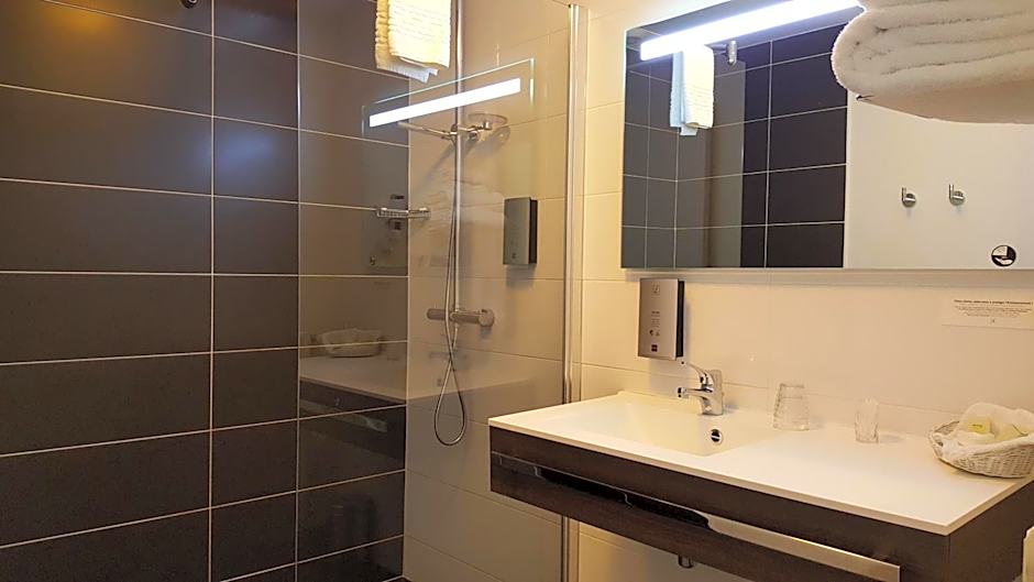 Logis Auberge De La Riviere