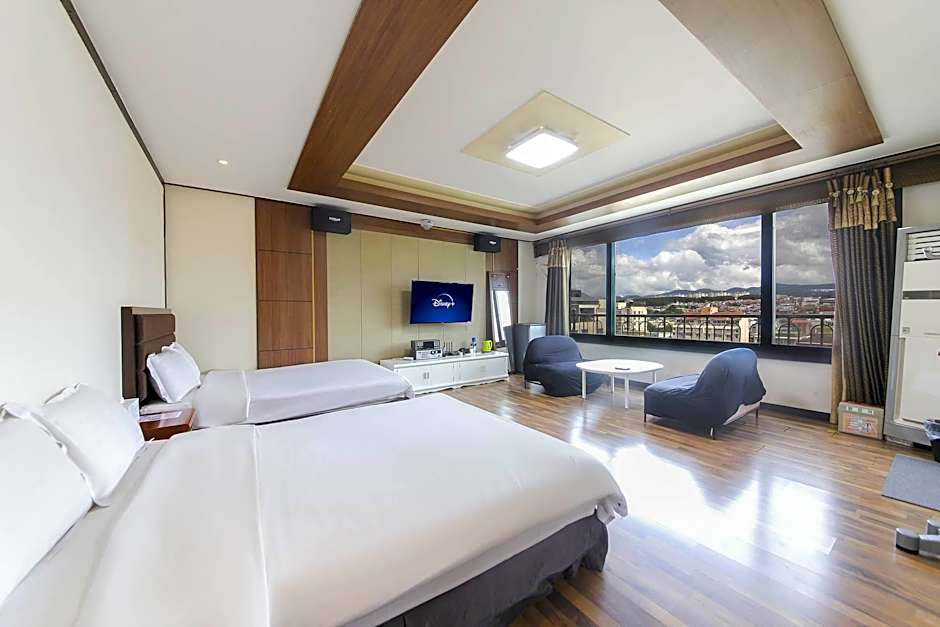 Apple Hotel