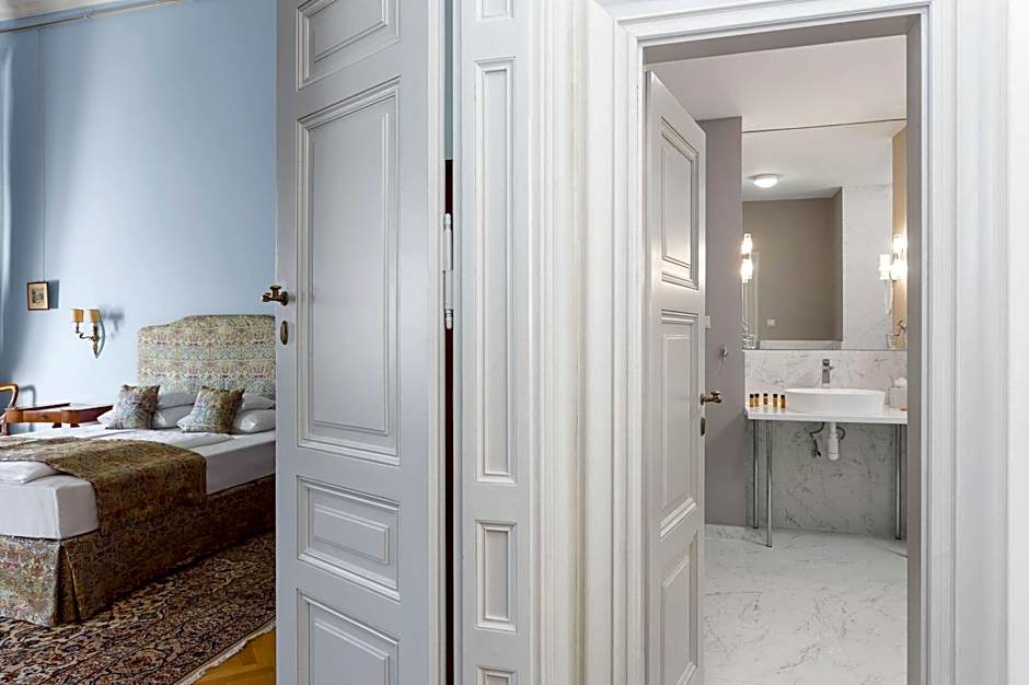 Károlyi Kastély Hotel & Restaurant