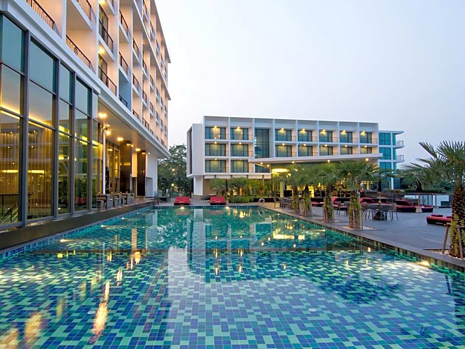 Way Hotel