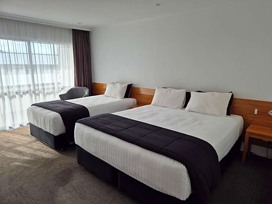 Auto Lodge Motor Inn