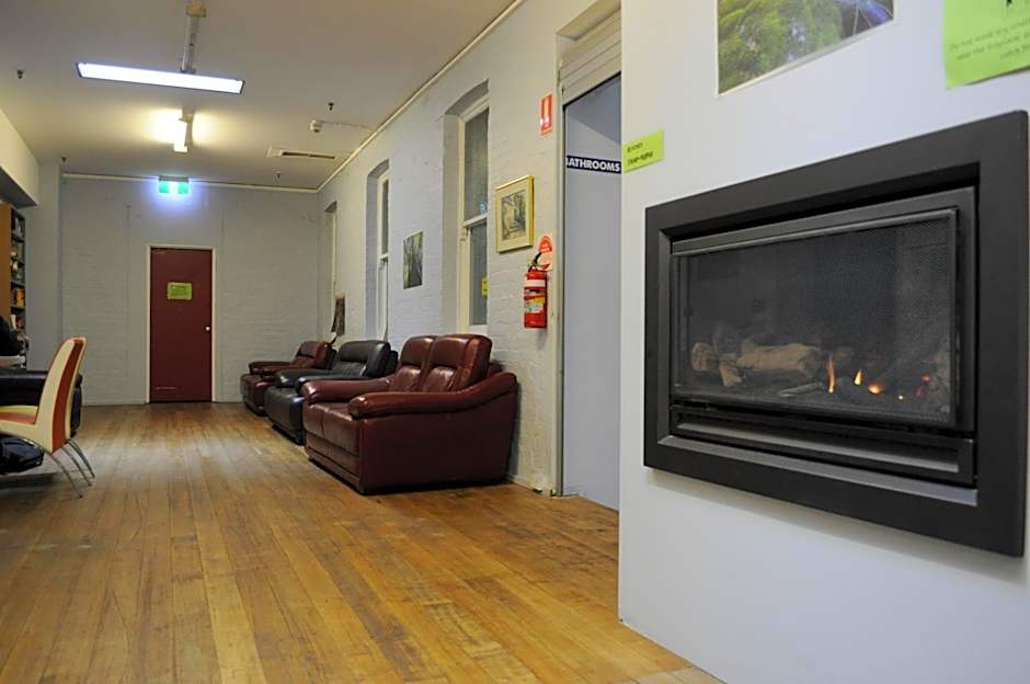 Backpackers Imperial Hotel