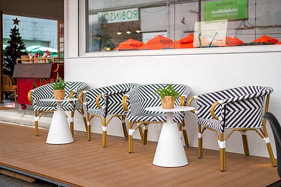 Unplugged at Bangrak Design hostel 