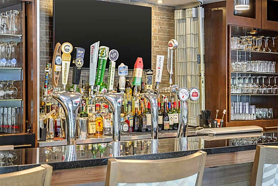 Best Western Plus Dartmouth Hotel & Suites