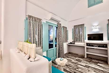 Suite with Plunge Pool