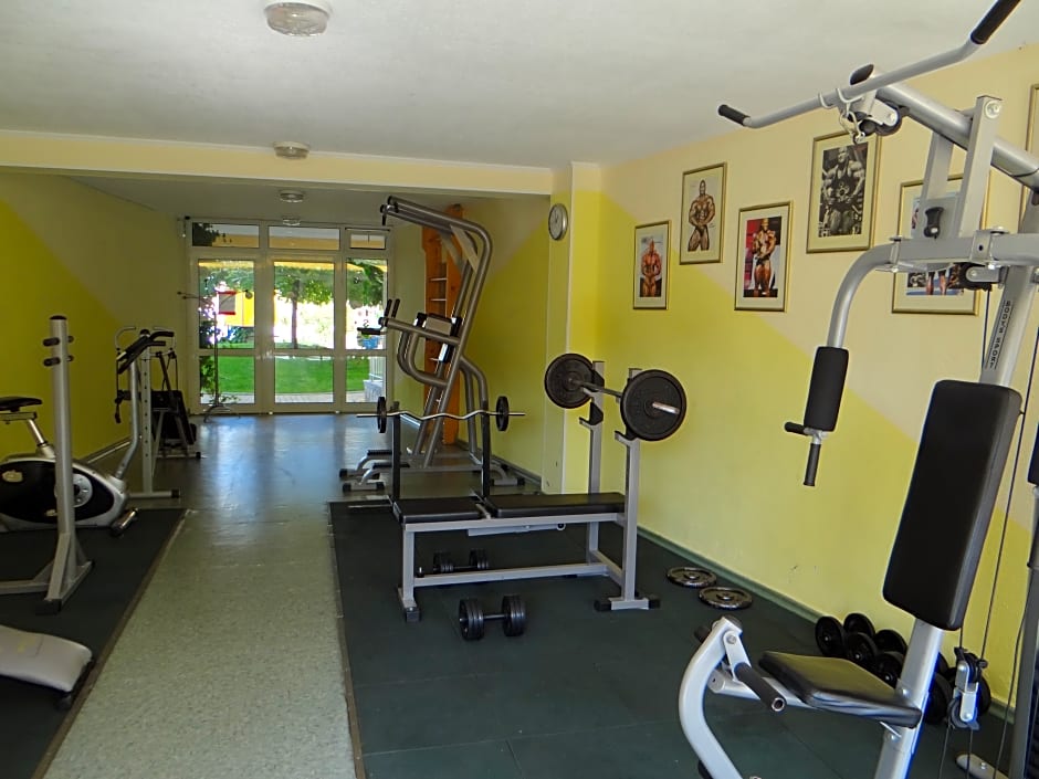 Yassen Mng Apartments