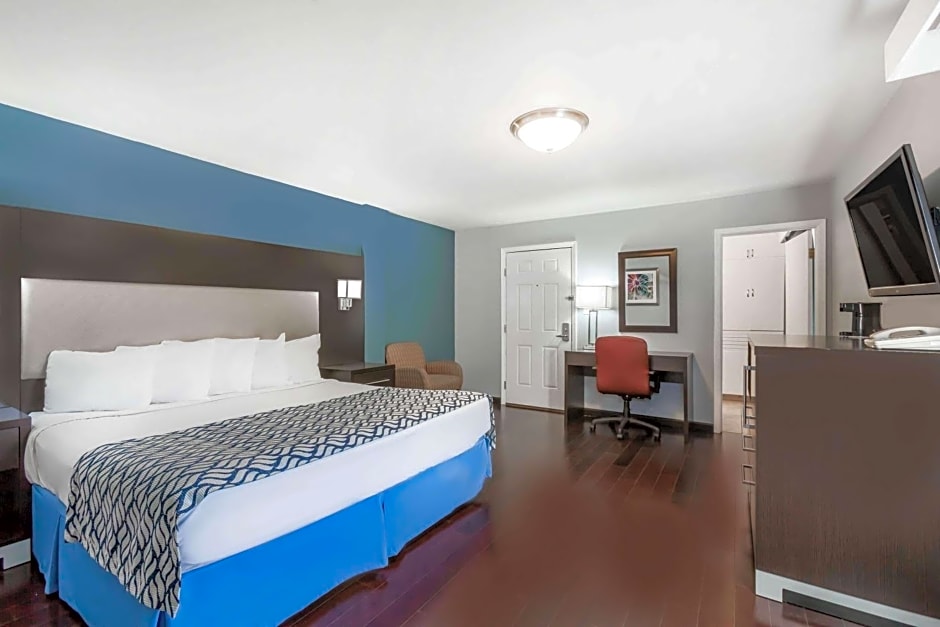 Days Inn by Wyndham Austin/University/Downtown