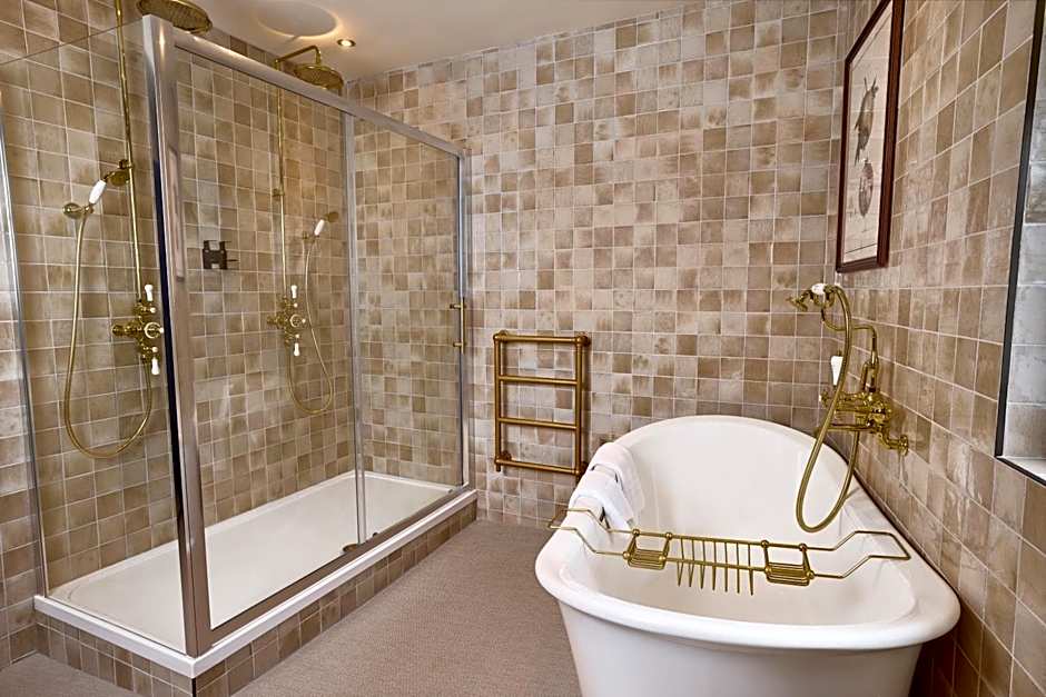 Salisbury Arms Hotel