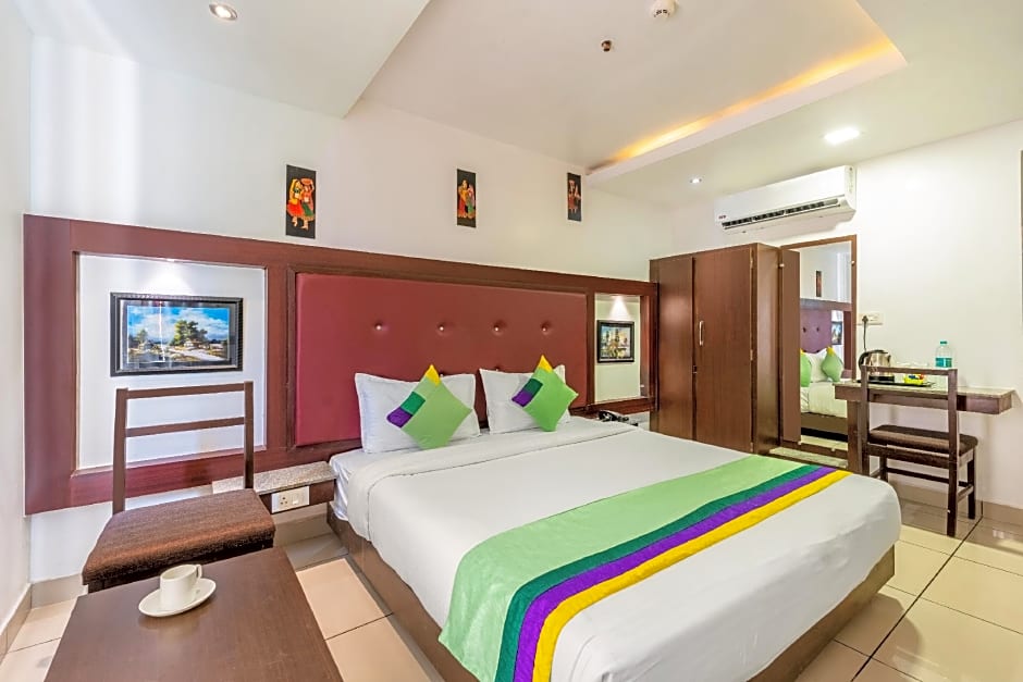 Treebo South Avenue, 700 Mts From Promenade Beach