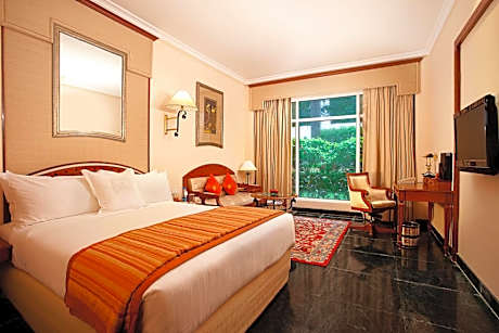 Corporate Room