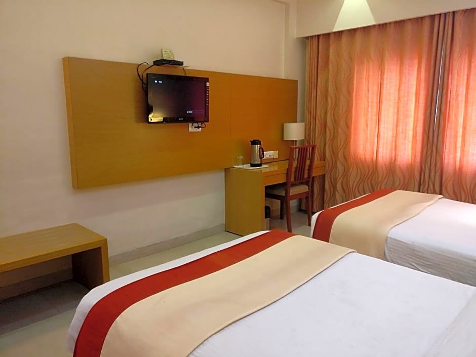 Hotel MB International - PALACE SIDE