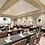 DoubleTree by Hilton St. Paul East