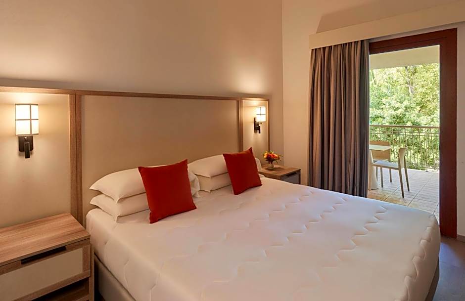Photo 1 of 4 of 1 Double Bed or 2 Beds, Balcony