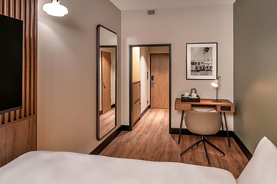 Hotel Astor Kiel by Campanile