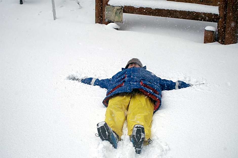 Awone Shirakami Juniko