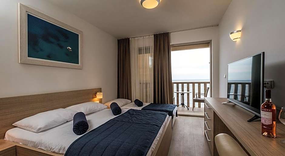 Poseidon The Beach Hotel