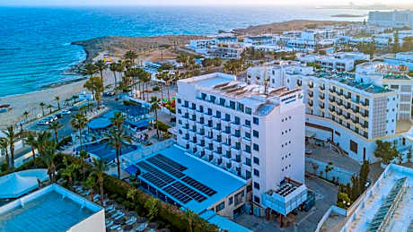 Deluxe Double or Twin Room with Sea View