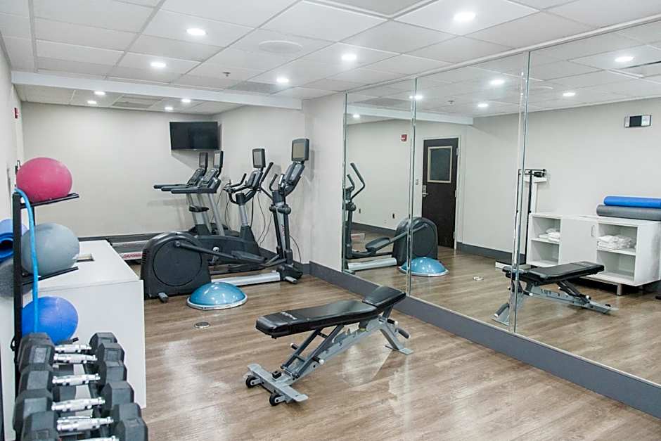 Holiday Inn Express Hotel & Suites Columbia-Fort Jackson By IHG