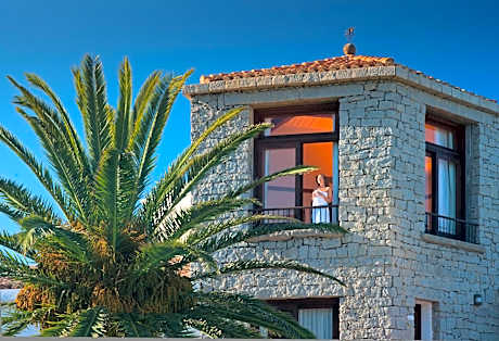 Junior Suite with Sea View (2 Adults)