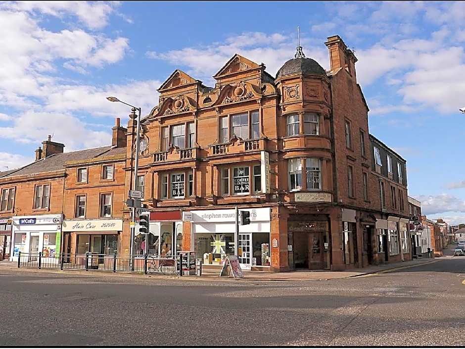 Photo 1 of 32 of The Corner House Hotel