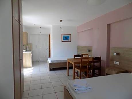 Standard Triple Room with Sea View