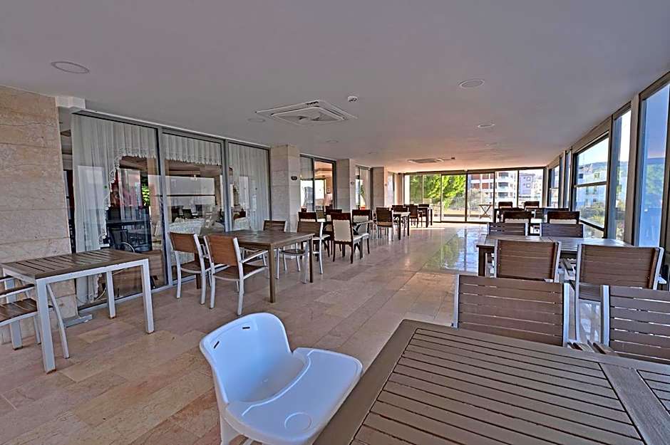 Calis Hotel