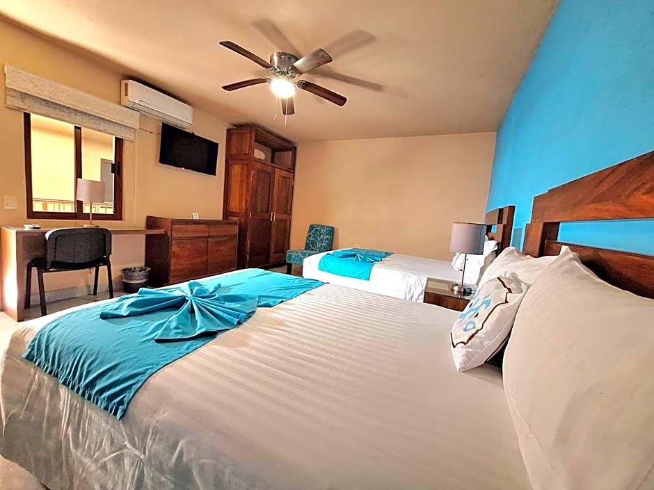 Pacific Inn hotel