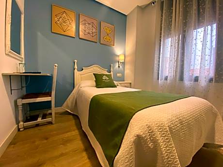 Standard Single Room with Shower