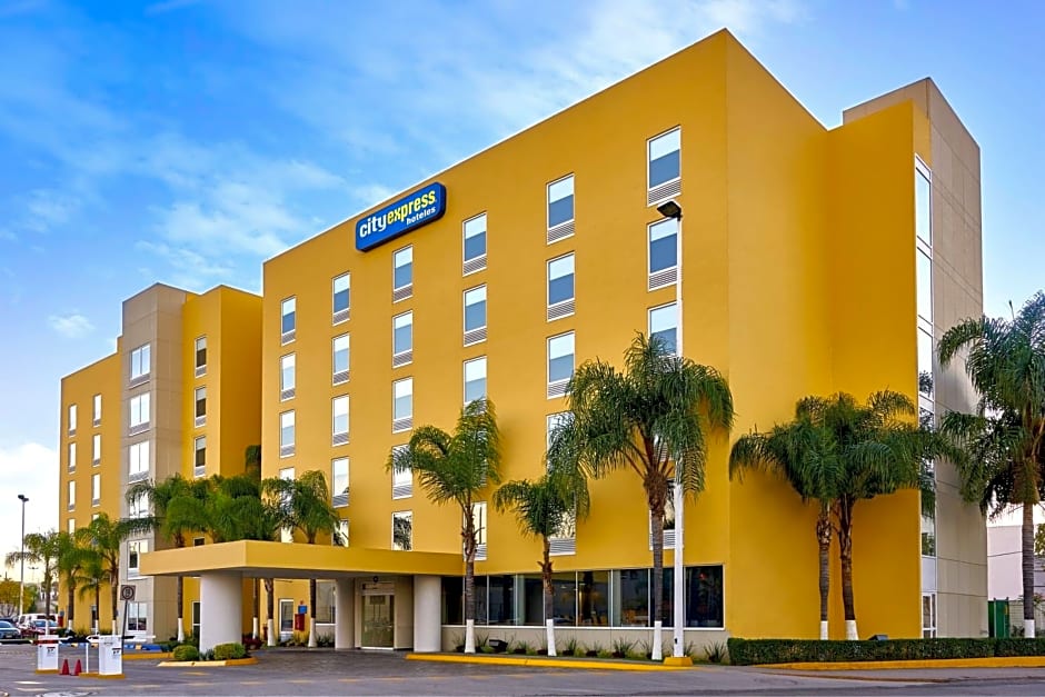 City Express by Marriott Leon