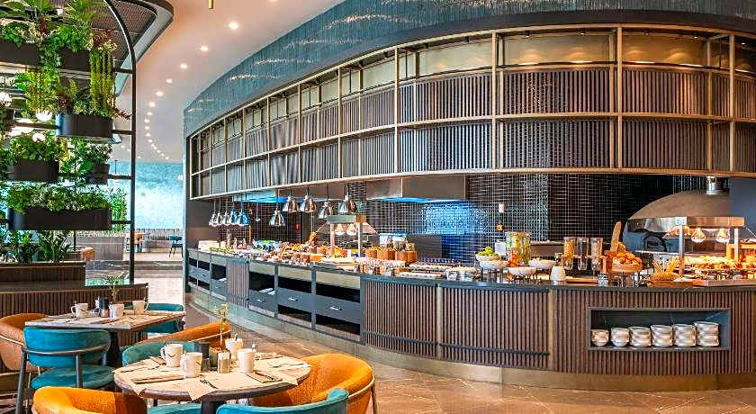 Mövenpick Hotel Istanbul Marmara Sea