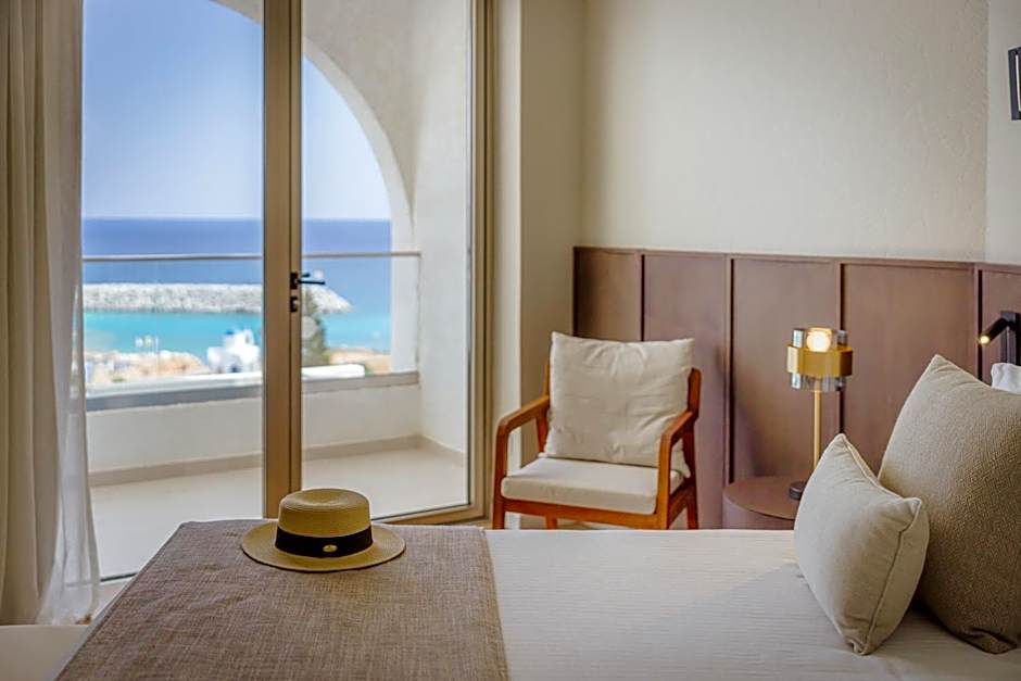 Golden Coast Beach Hotel