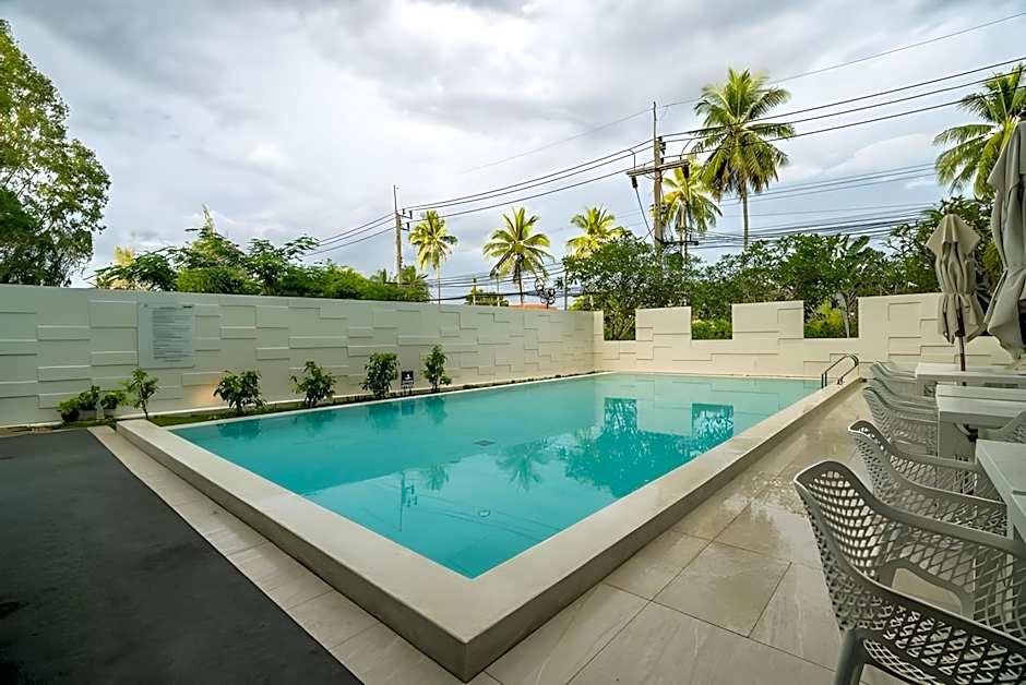 Oceanstone by Holy Cow, 2-BR, 90 m2, pool view