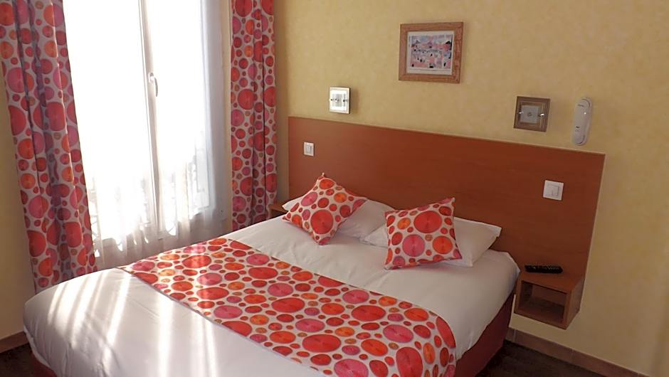 Hôtel de la Place des Alpes