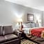 Econo Lodge Inn & Suites Tuscaloosa I-20