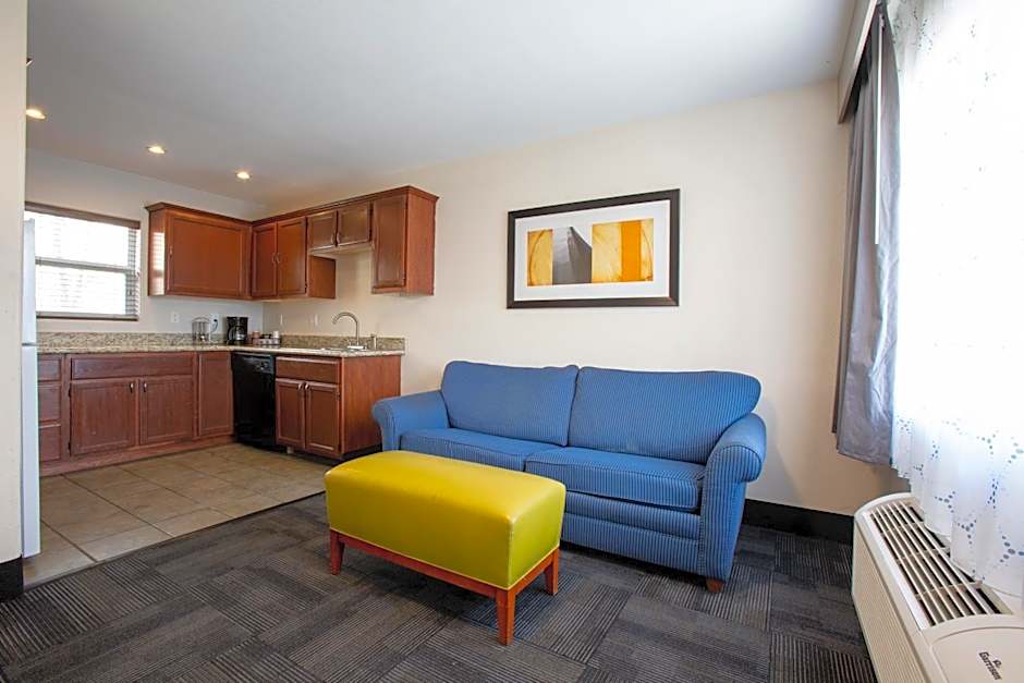 Hotel Aspen Flagstaff/ Grand Canyon InnSuites