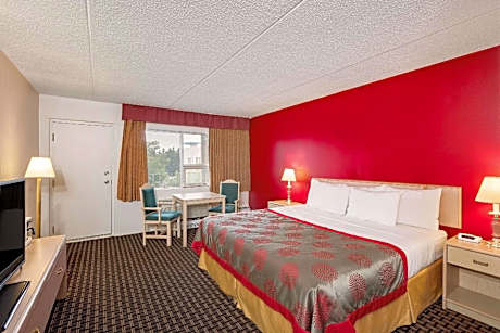 King Room - Non-Smoking