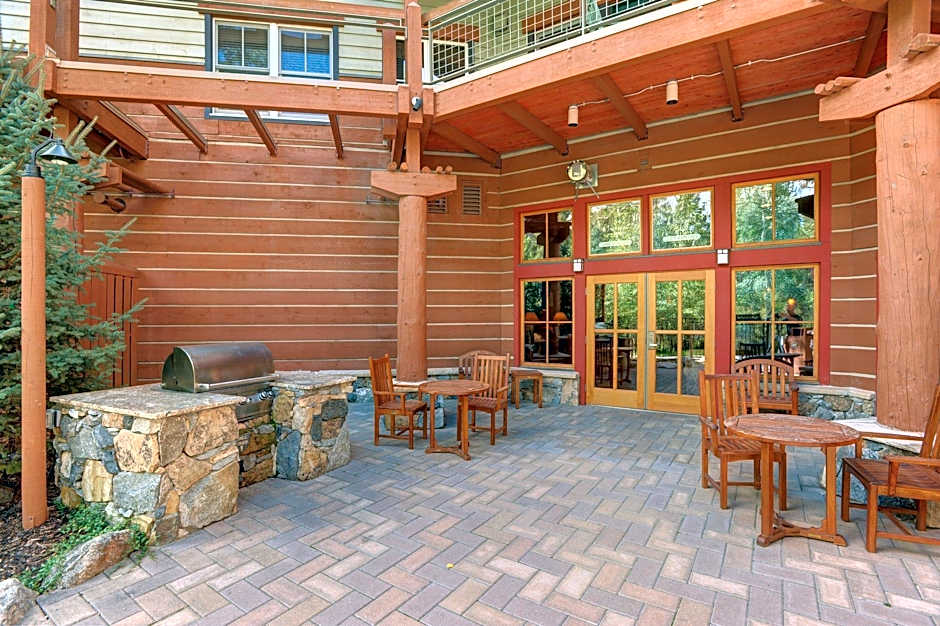 Jackpine & Black Bear Lodge