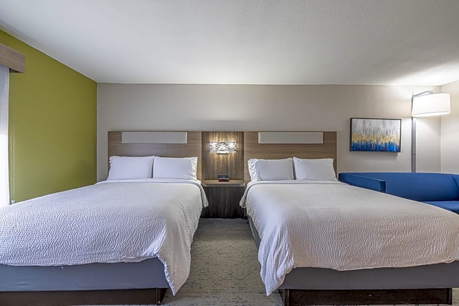 Holiday Inn Express Hotel & Suites College Station By IHG