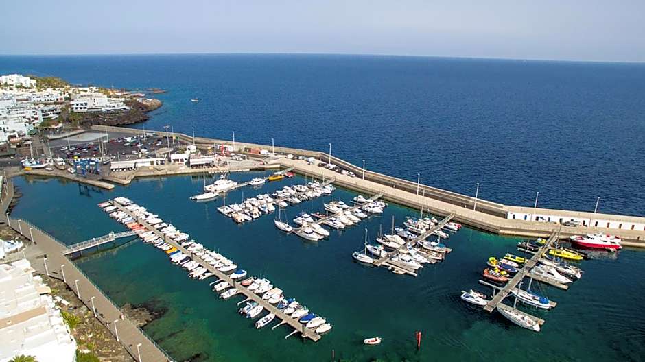 Apartamentos Agua Marina