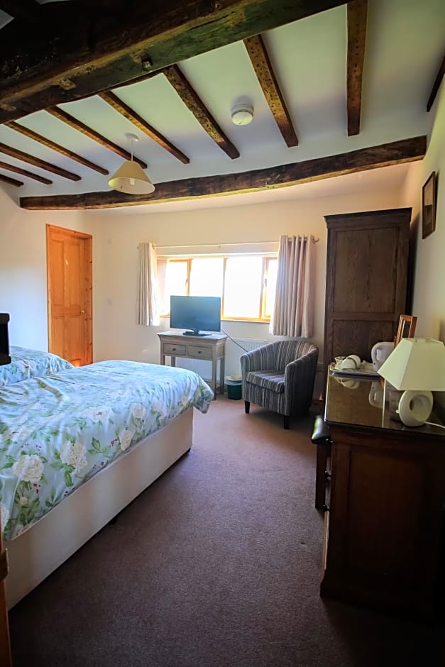 Three Ways Farmhouse B&B