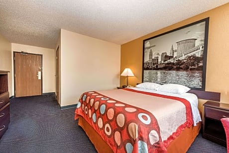 1 Queen Bed Non-Smoking