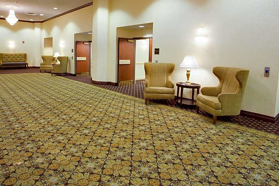Pear Tree Inn St. Louis Convention Center