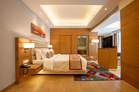 King Studio Room with City View, Kitchenette - Non Smoking (10% off on Food and Soft Beverages)
